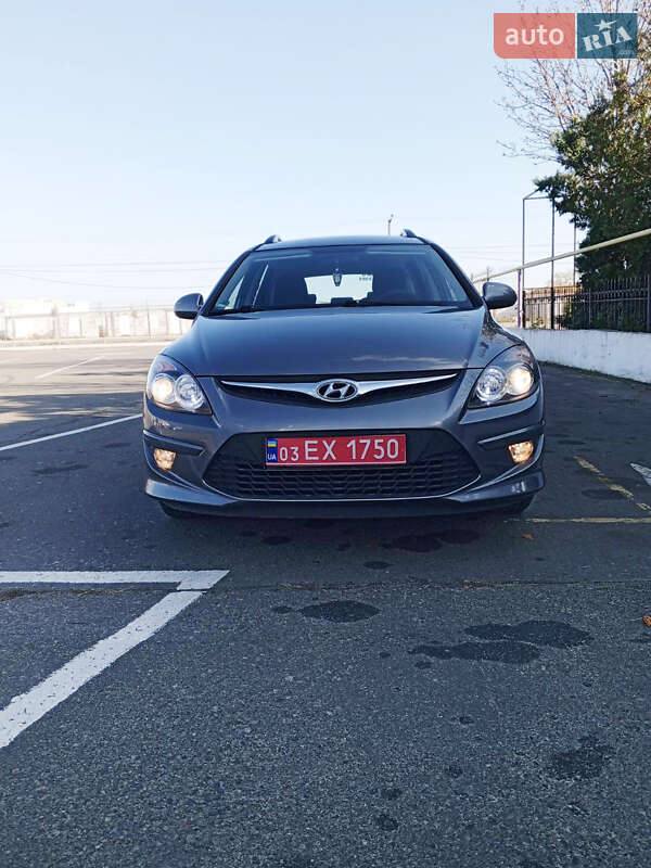 Универсал Hyundai i30 2012 в Белгороде-Днестровском фото 4 Универсал Hyundai i30 2012 в Белгороде-Днестровском