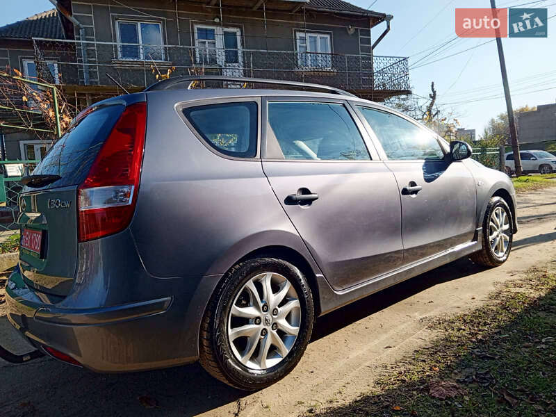 Универсал Hyundai i30 2012 в Белгороде-Днестровском фото 8 Универсал Hyundai i30 2012 в Белгороде-Днестровском