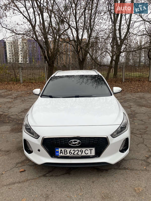 Универсал Hyundai i30 2017 в Виннице