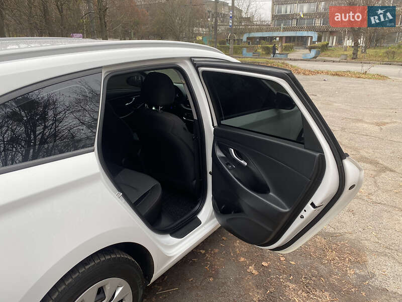 Универсал Hyundai i30 2017 в Виннице