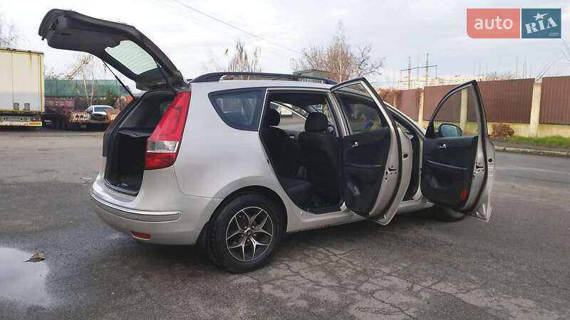 Хэтчбек Hyundai i30 2008 в Киеве фото 8 Хэтчбек Hyundai i30 2008 в Киеве