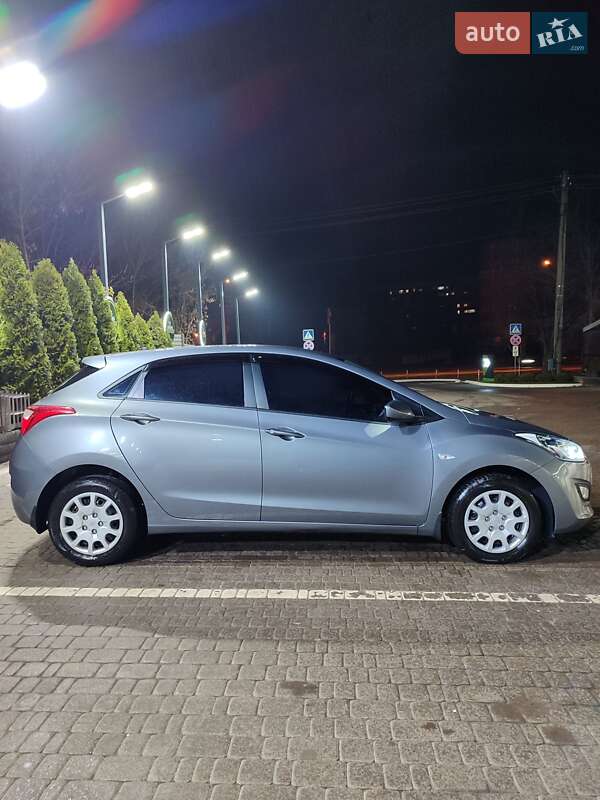 Хэтчбек Hyundai i30 2013 в Харькове фото 7 Хэтчбек Hyundai i30 2013 в Харькове