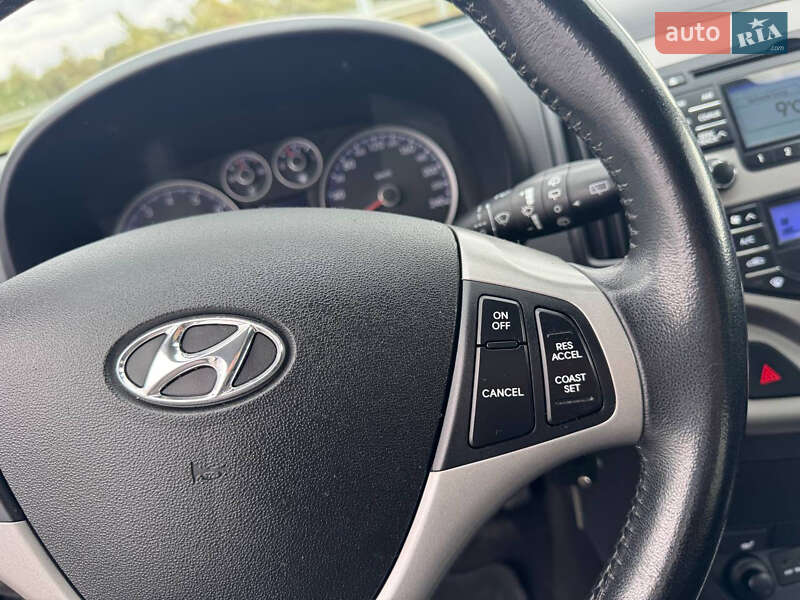 Універсал Hyundai i30 2009 в Стрию фото 52 Універсал Hyundai i30 2009 в Стрию