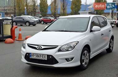 Хетчбек Hyundai i30 2011 в Києві