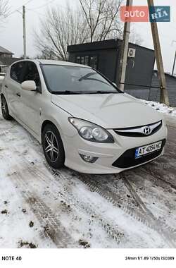 Хетчбек Hyundai i30 2010 в Калуші