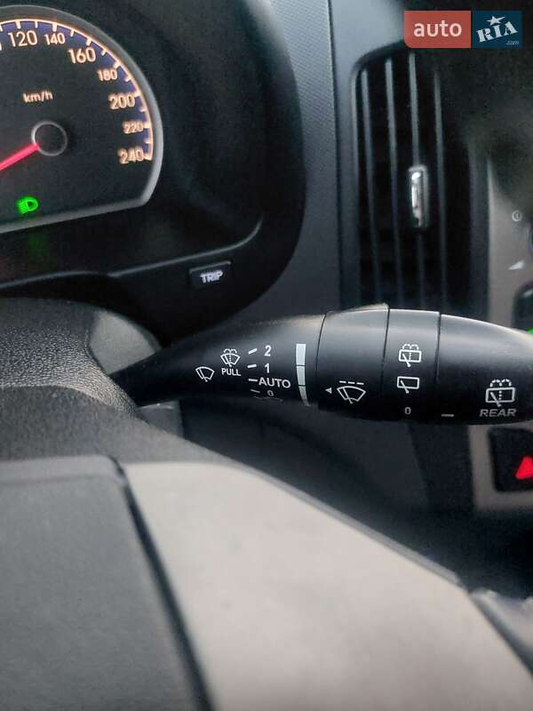 Хэтчбек Hyundai i30 2007 в Киеве