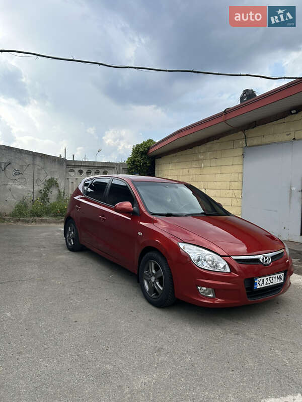 Хетчбек Hyundai i30 2008 в Києві