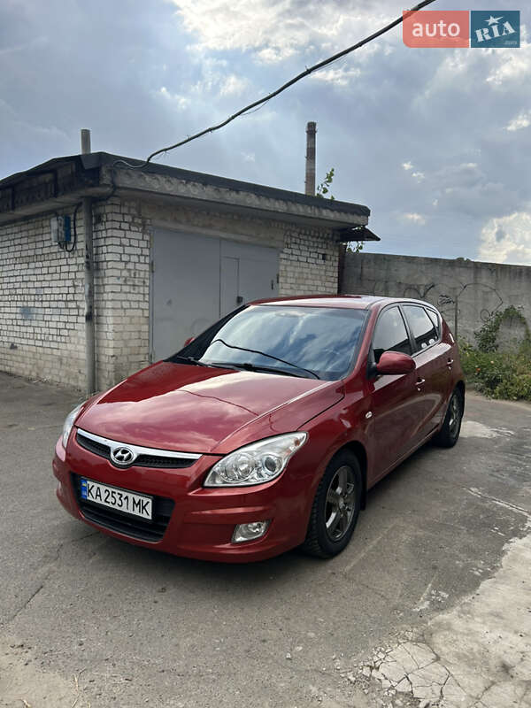 Хетчбек Hyundai i30 2008 в Києві