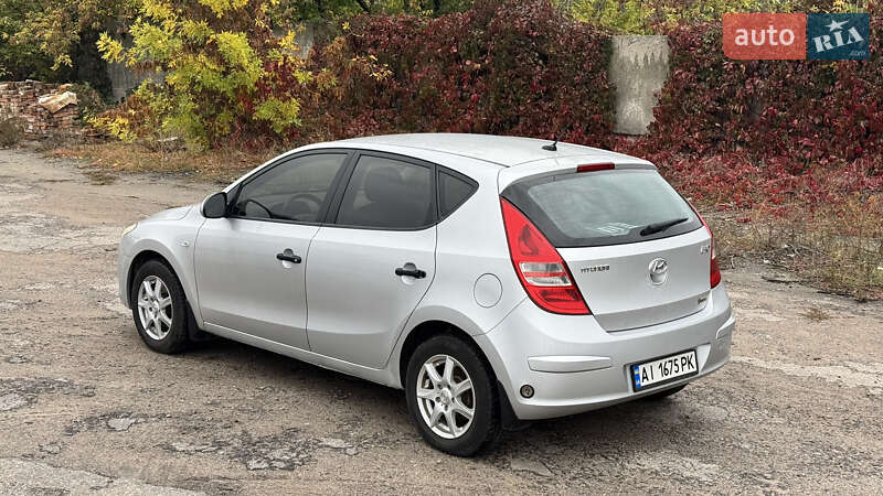 Хэтчбек Hyundai i30 2007 в Белой Церкви