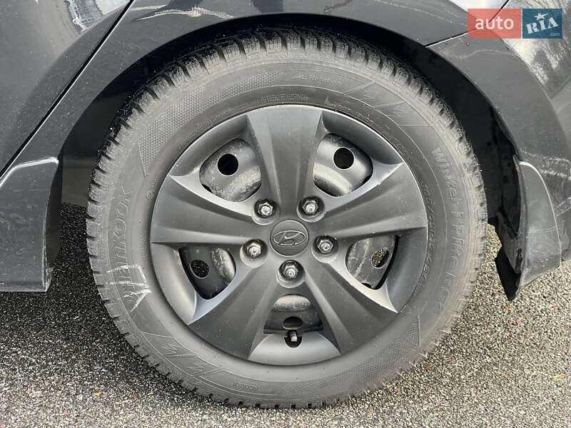 Хетчбек Hyundai i30 2011 в Києві