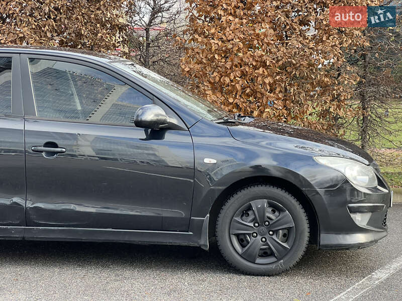Хетчбек Hyundai i30 2011 в Києві