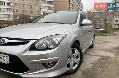 Універсал Hyundai i30 2012 в Запоріжжі