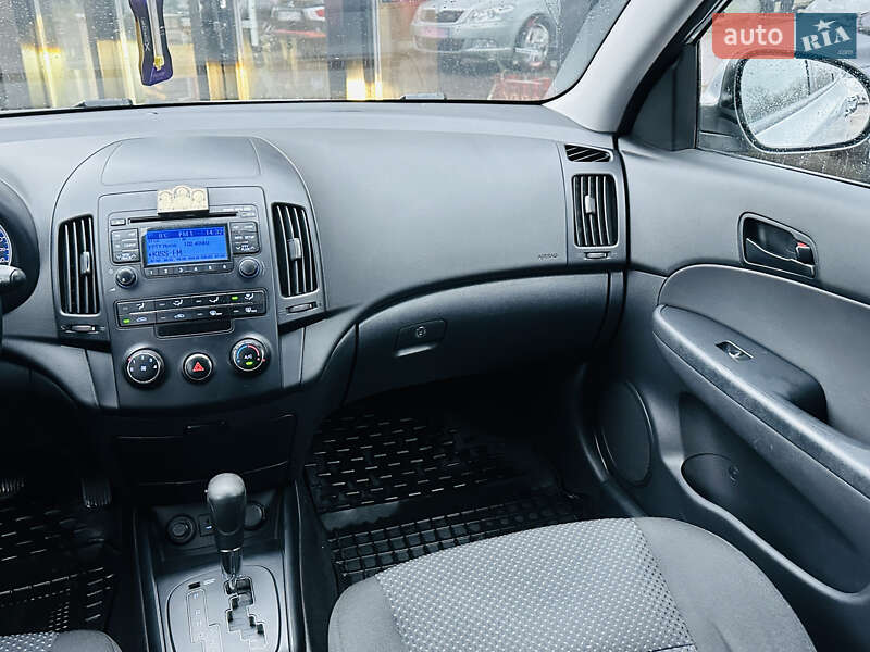 Універсал Hyundai i30 2010 в Харкові фото 21 Універсал Hyundai i30 2010 в Харкові