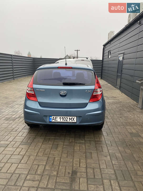 Хэтчбек Hyundai i30 2008 в Вольногорске фото 7 Хэтчбек Hyundai i30 2008 в Вольногорске