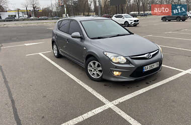Хетчбек Hyundai i30 2011 в Києві