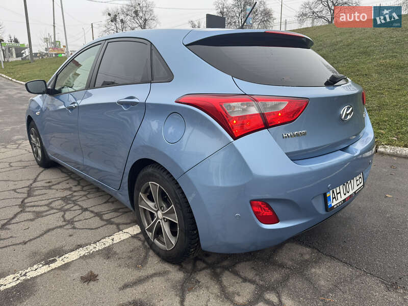 Хетчбек Hyundai i30 2012 в Хмельницькому