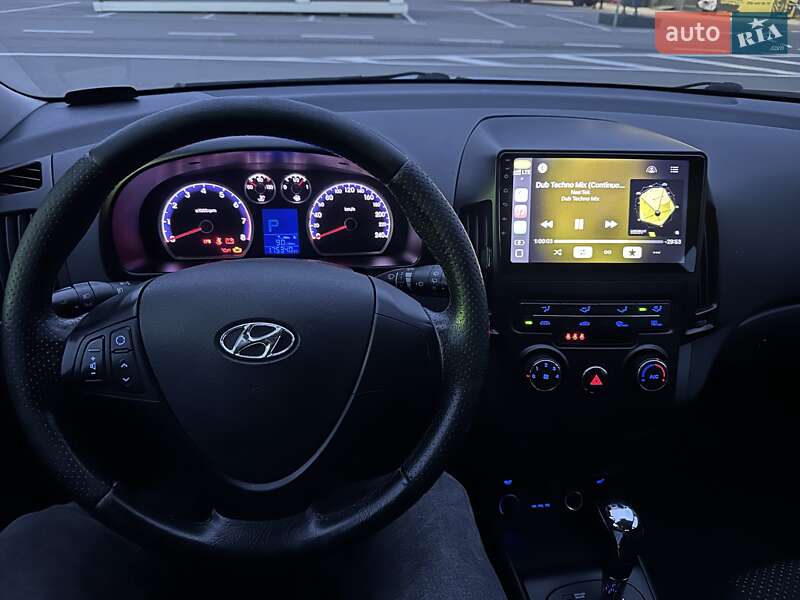 Хетчбек Hyundai i30 2011 в Києві фото 10 Хетчбек Hyundai i30 2011 в Києві