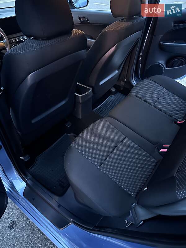 Хетчбек Hyundai i30 2011 в Києві фото 18 Хетчбек Hyundai i30 2011 в Києві