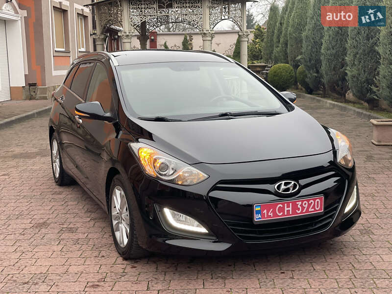 Універсал Hyundai i30 2014 в Стрию фото 24 Універсал Hyundai i30 2014 в Стрию