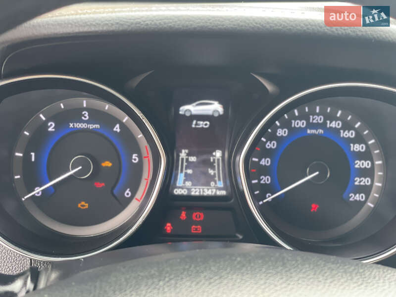 Універсал Hyundai i30 2014 в Стрию фото 65 Універсал Hyundai i30 2014 в Стрию