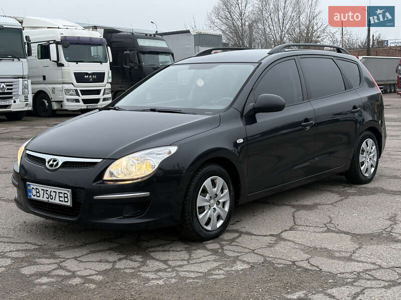 Універсал Hyundai i30 2009 в Чернігові
