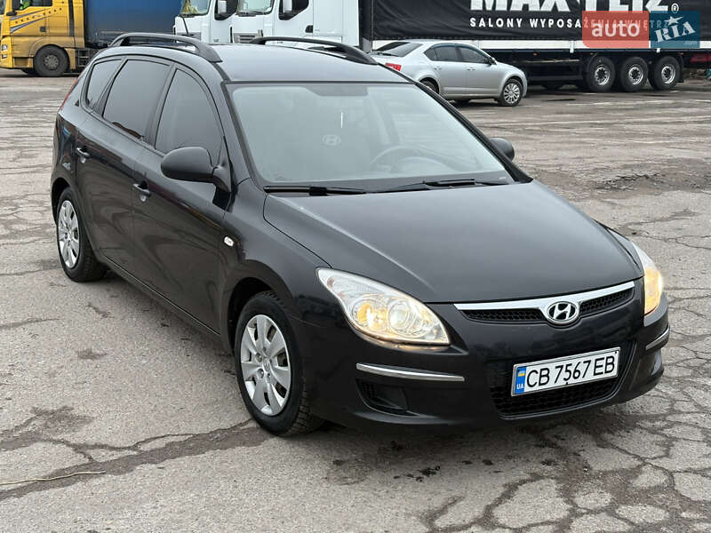 Універсал Hyundai i30 2009 в Чернігові