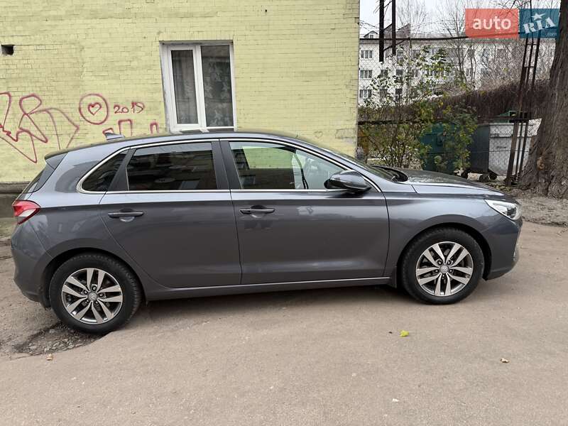 Хэтчбек Hyundai i30 2019 в Житомире