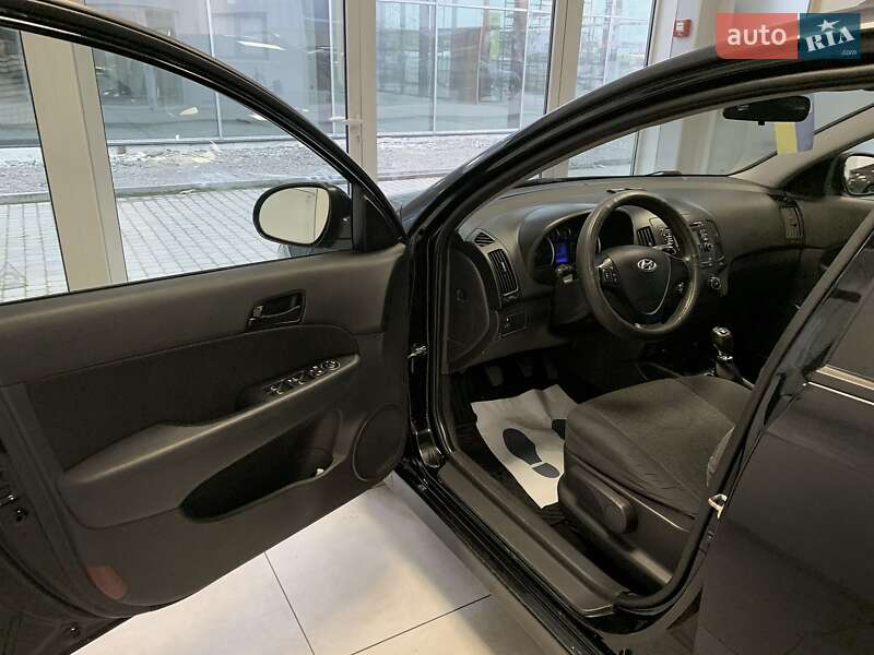 Універсал Hyundai i30 2011 в Вінниці