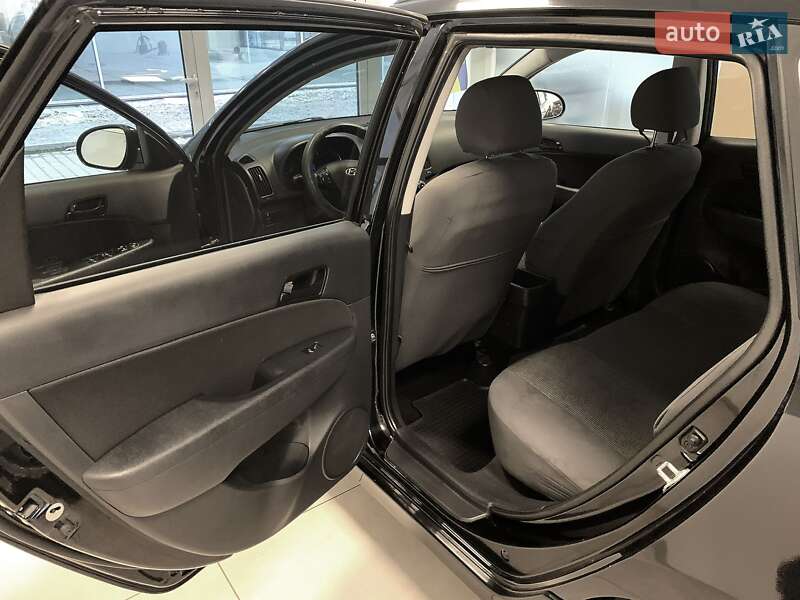 Універсал Hyundai i30 2011 в Вінниці