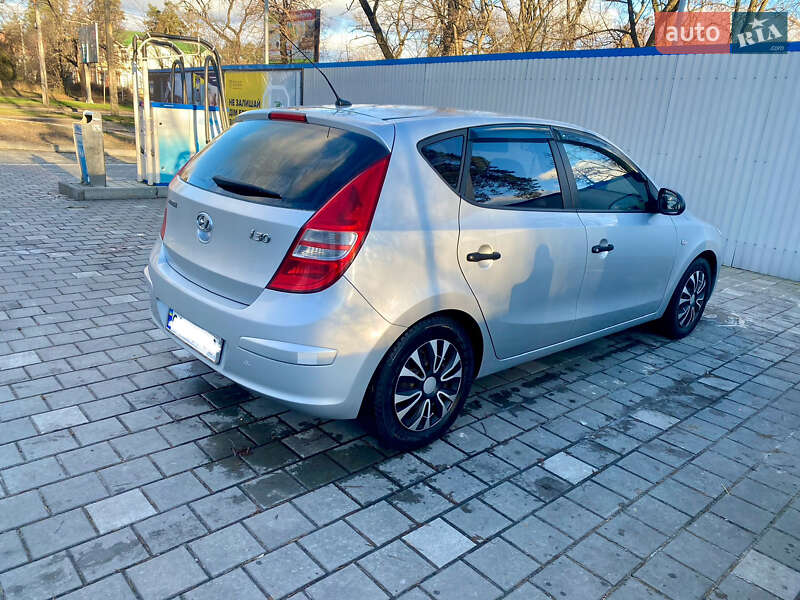 Хетчбек Hyundai i30 2007 в Черкасах