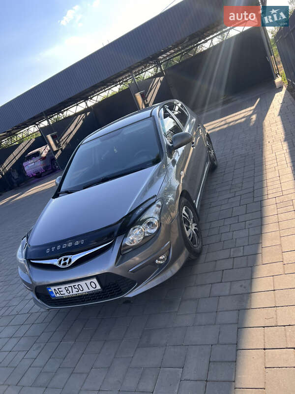 Hyundai i30 2011