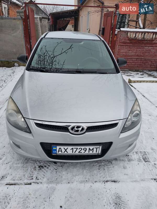 Хетчбек Hyundai i30 2009 в Харкові