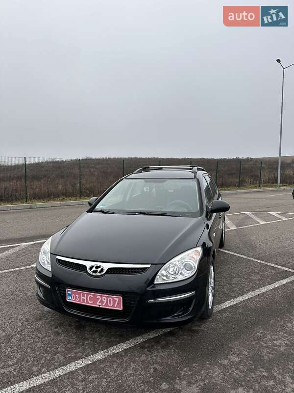 Універсал Hyundai i30 2008 в Рівному