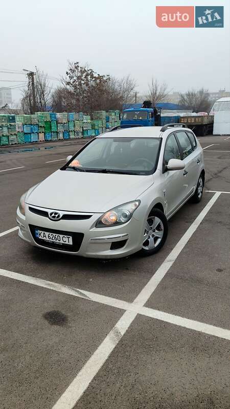 Hyundai i30 2010