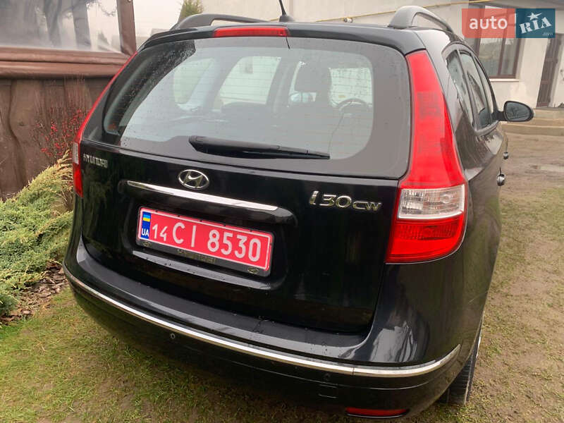 Универсал Hyundai i30 2008 в Луцке