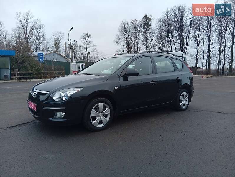 Універсал Hyundai i30 2009 в Полтаві