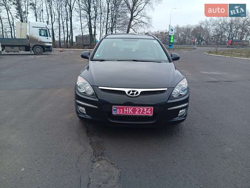 Універсал Hyundai i30 2009 в Полтаві
