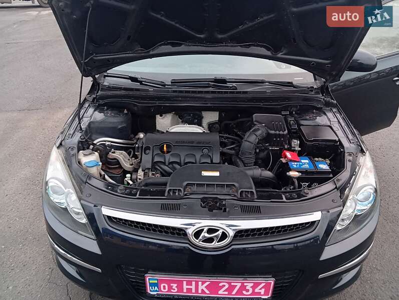 Універсал Hyundai i30 2009 в Полтаві