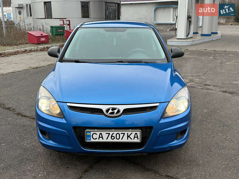 Хетчбек Hyundai i30 2009 в Черкасах