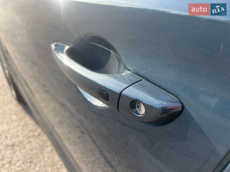 Хетчбек Hyundai i30 2024 в Одесі фото 14 Хетчбек Hyundai i30 2024 в Одесі