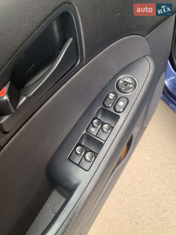 Хетчбек Hyundai i30 2009 в Тернополі