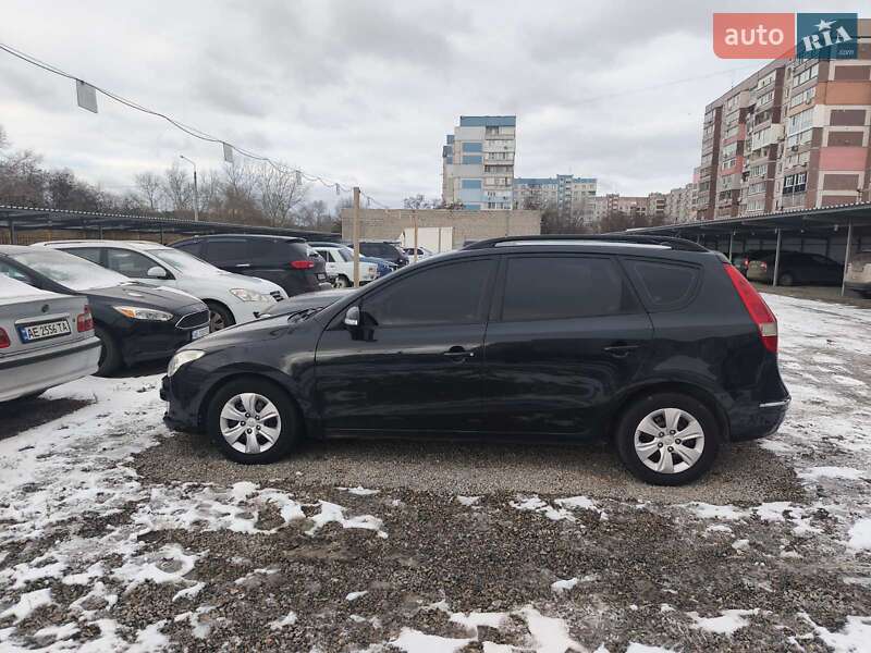 Універсал Hyundai i30 2008 в Кам'янському