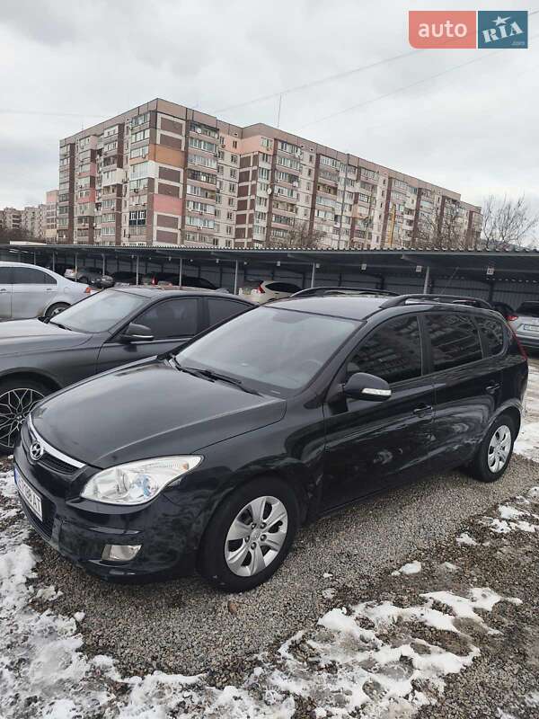 Універсал Hyundai i30 2008 в Кам'янському