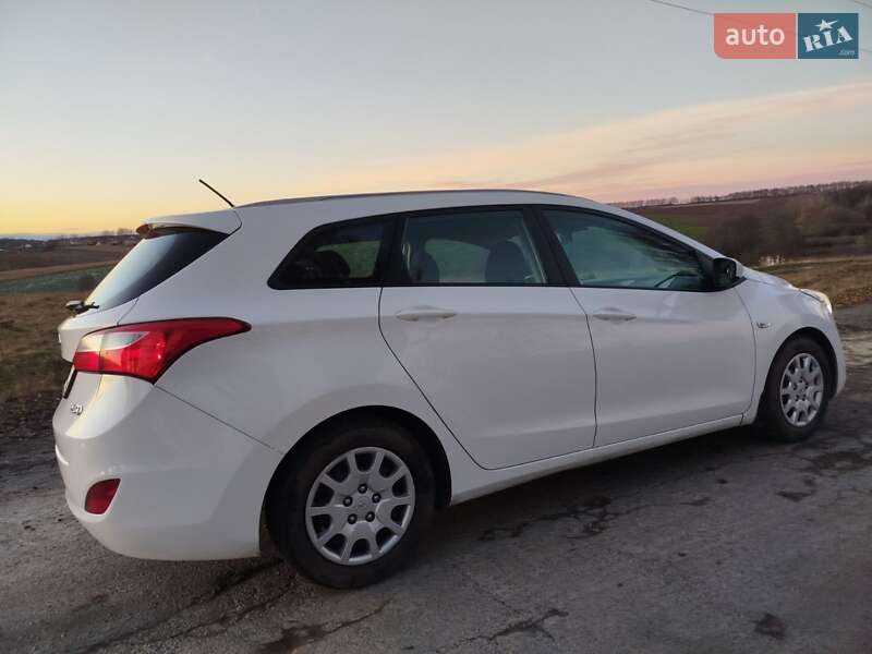 Универсал Hyundai i30 2013 в Виннице