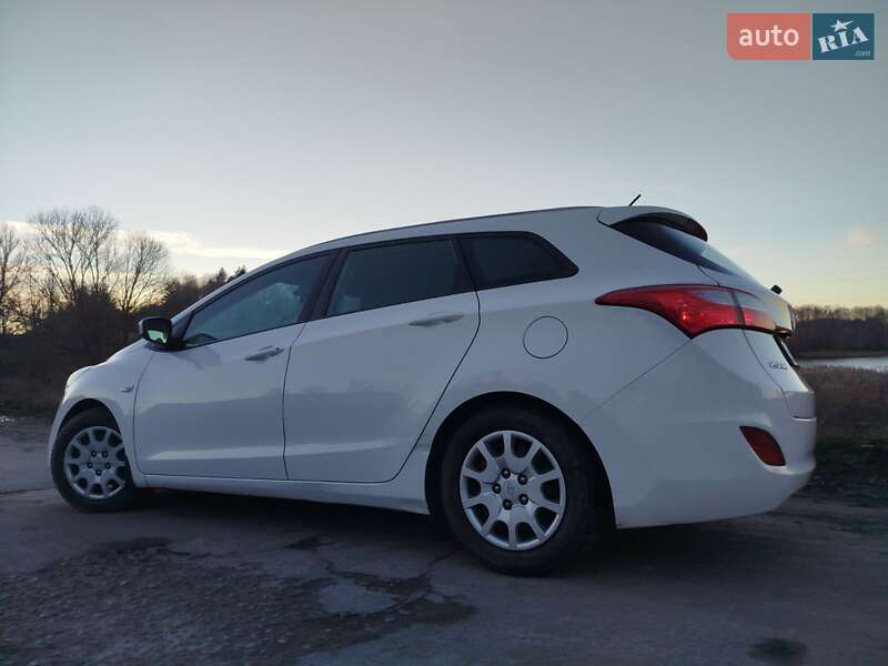 Универсал Hyundai i30 2013 в Виннице