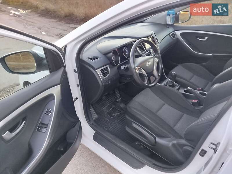 Универсал Hyundai i30 2013 в Виннице