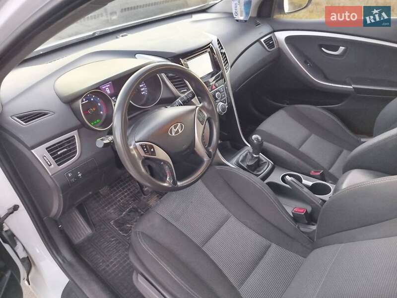 Универсал Hyundai i30 2013 в Виннице