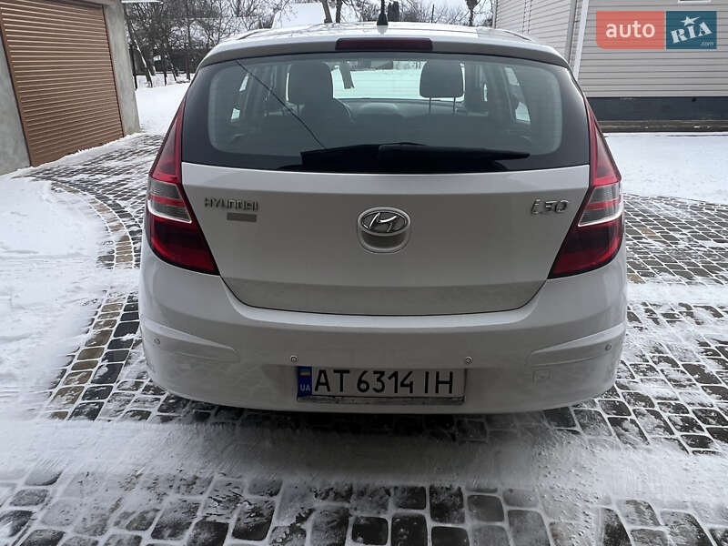 Хетчбек Hyundai i30 2009 в Косові
