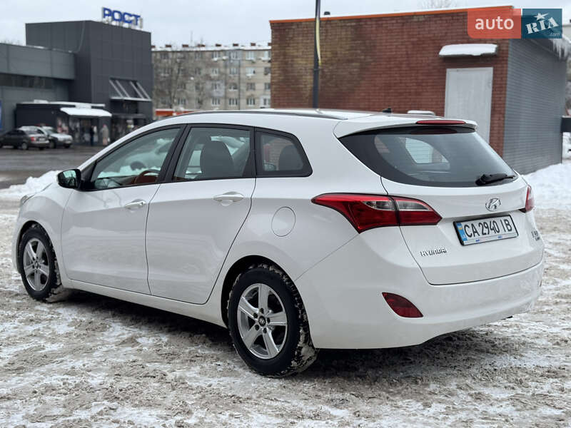 Универсал Hyundai i30 2013 в Харькове фото 9 Универсал Hyundai i30 2013 в Харькове