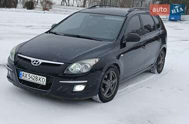 Універсал Hyundai i30 2009 в Чугуєві